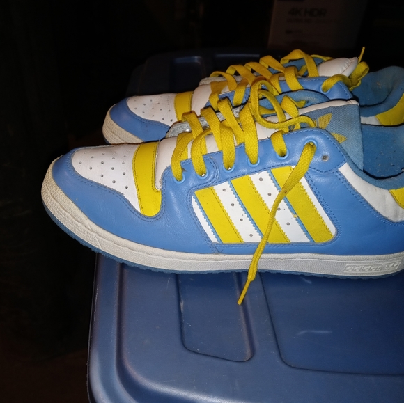 adidas - Picture 6 of 7